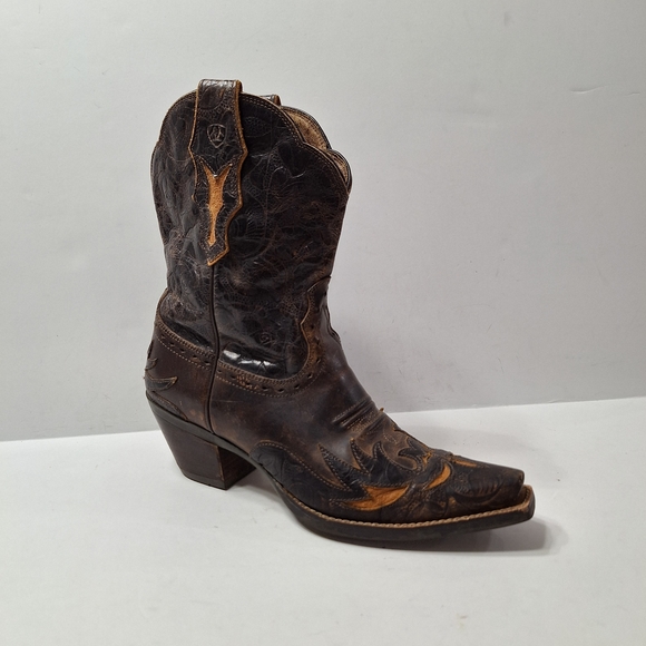 Ariat Women’s Brown Leather Western Equestrian Rodeo Barn Cowboy Boots Size 8B - Picture 1 of 14